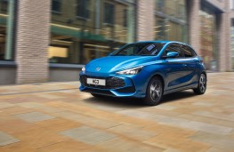 MG3 Hybrid Trophy, 2025, front